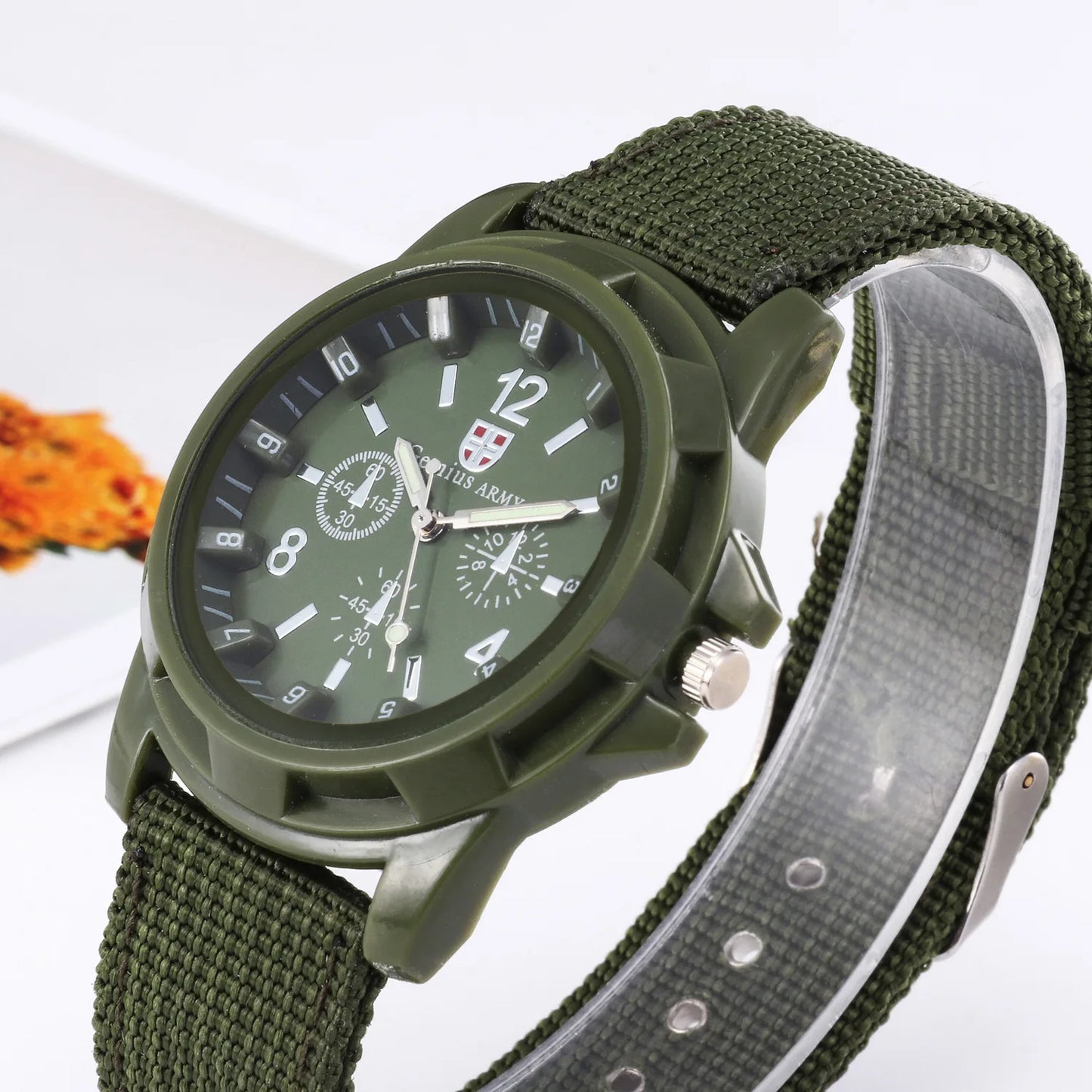 2025 New Men’s Classic Sports Quartz Watch with Nylon Band