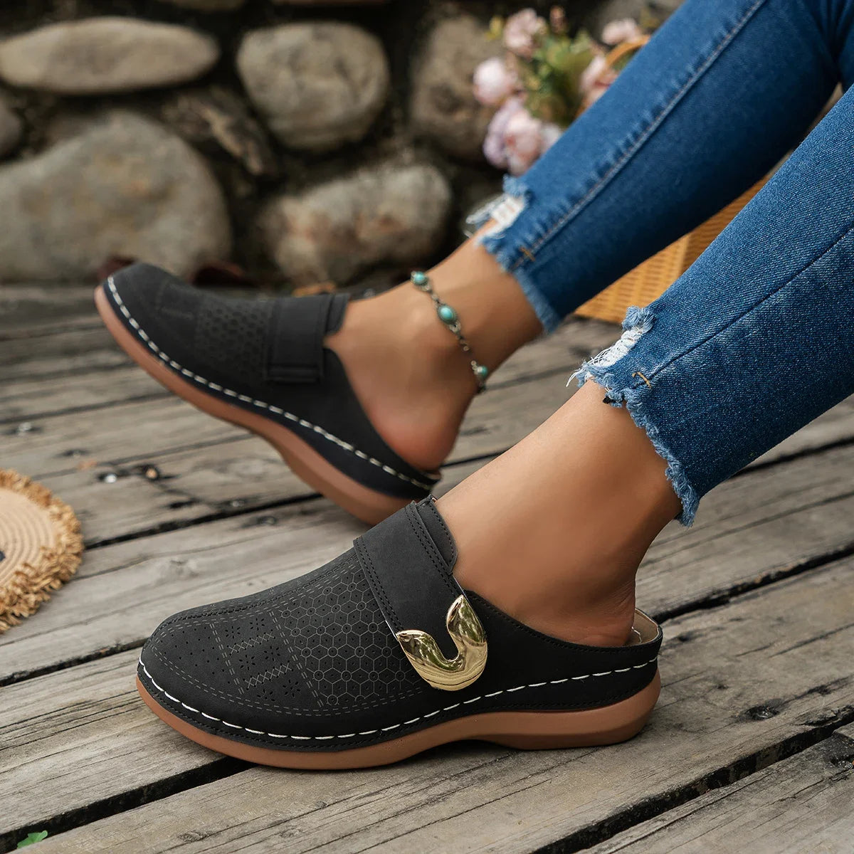 Women’s Summer Open-Toe Slippers – Flat Low Heel Fashion Slides