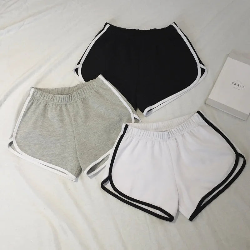 Women’s Quick-Dry Elastic Shorts – Loose, Lightweight & Summer-Ready