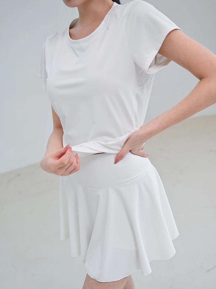 2025 Women’s Badminton & Tennis Set – Quick-Dry Sport Skirt Suit